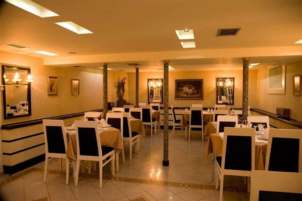 Hotel Villa Tafaj Tirana Exterior photo